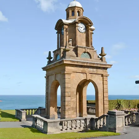 Lawnswood * Brompton (Scarborough)